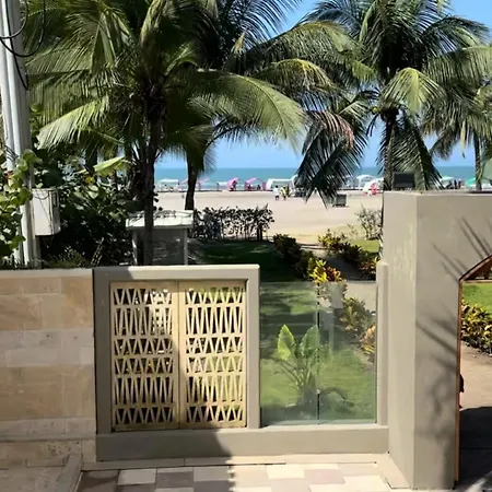 Apartamento Con Salida Privada A La Playa En Morros,