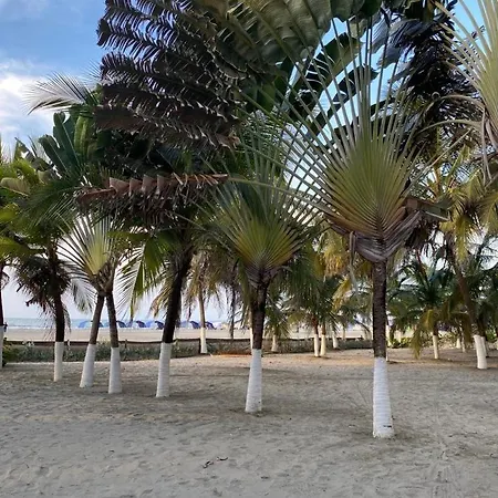 Con Salida Privada A La Playa En Morros, *